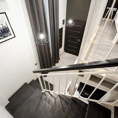 Comfort - Duplex-style On Regina Elisabeta Apartament Bucureşti