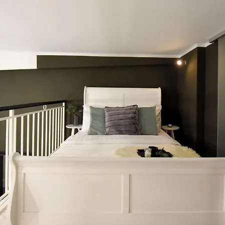 Comfort - Duplex-style On Regina Elisabeta Bukarest