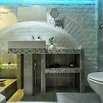Comfort - Duplex-style On Regina Elisabeta Apartment